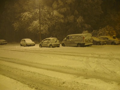 Tollgate Hill at midnight.  Lots of abandoned cars - even more than last time.